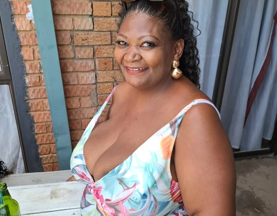 BUSTYKAYXX03's Offline XXX Chat