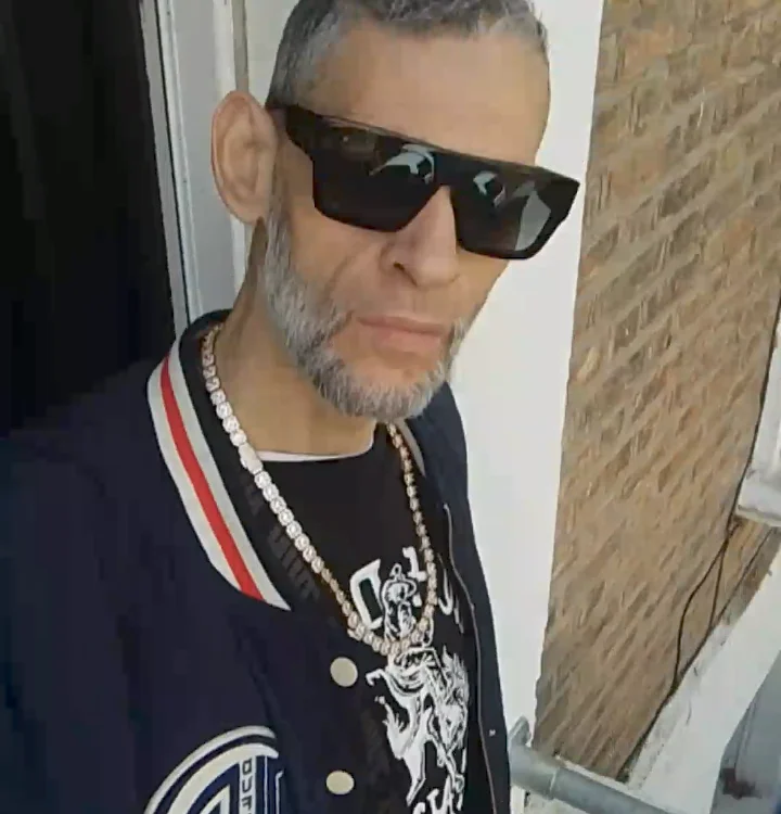 leerussellghost অফলাইন XXX চ্যাট