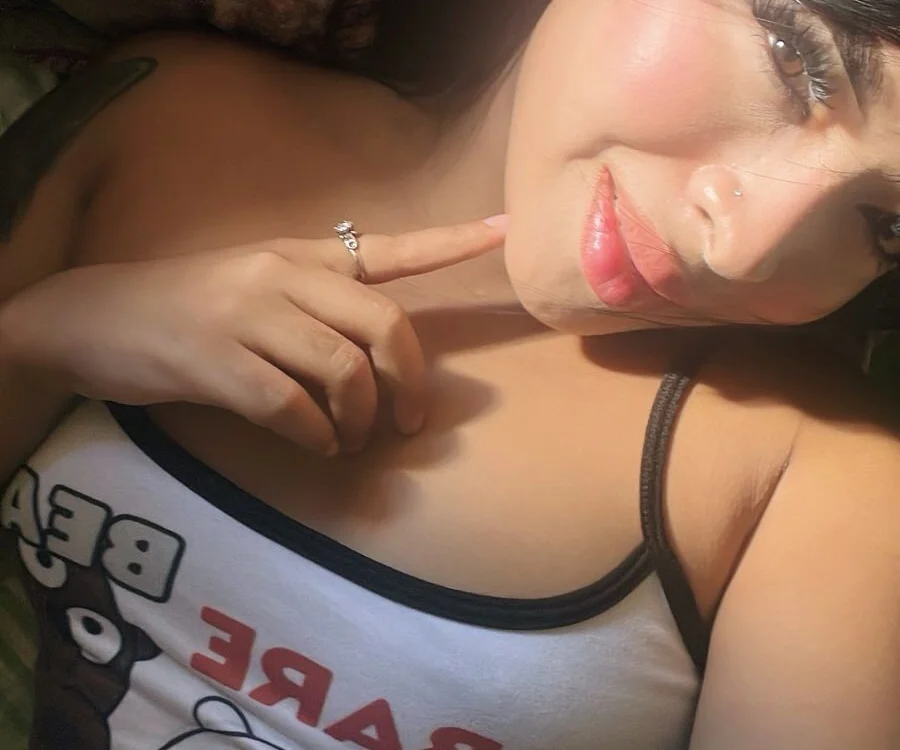 Offline XXX chat modela katitaluxury_hot