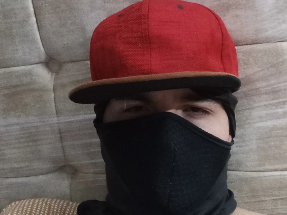 LosTragones' Offline Chat Room