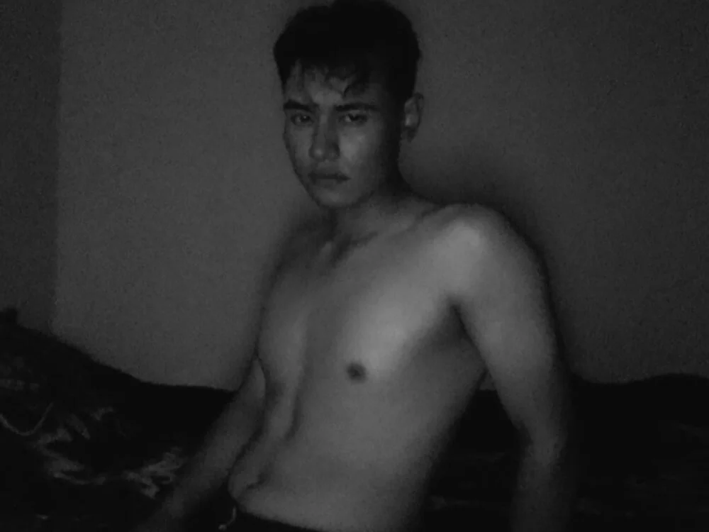 Baby_Charles offline XXX-chat