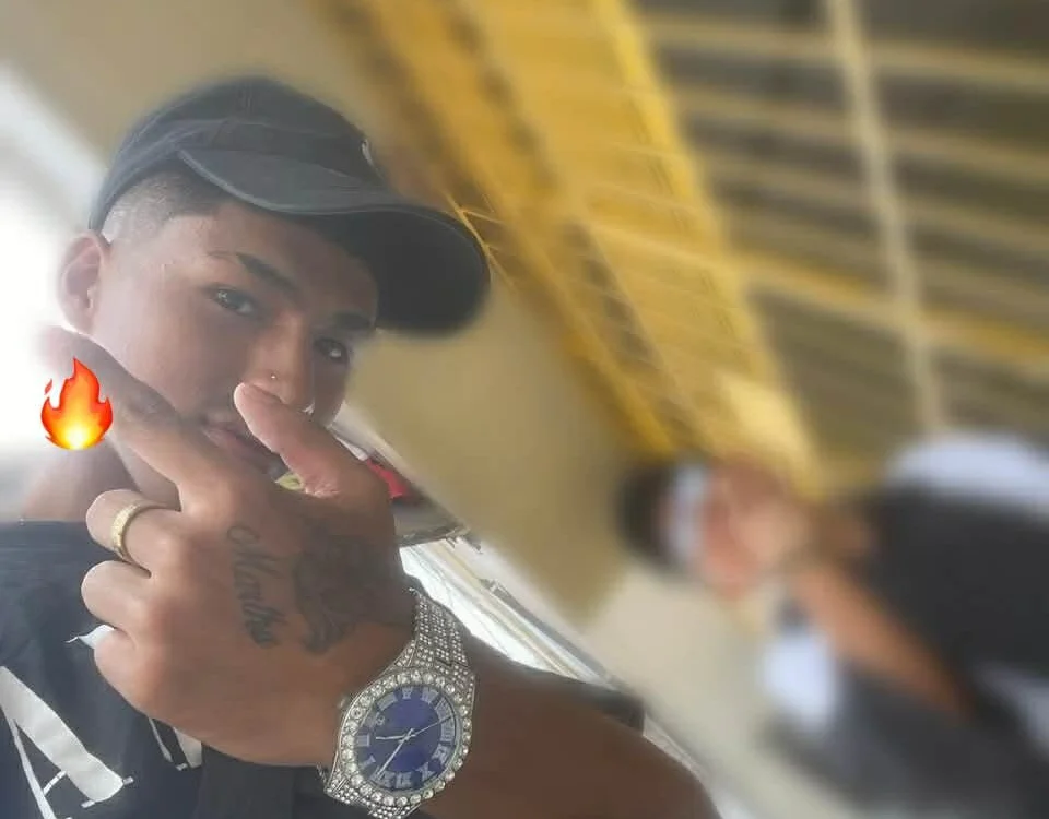 Elmer_Flores offline chatrum