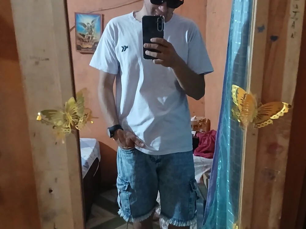 Offline XXX chat modela BandoHuz