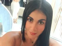 Laia_Hills's webcam live show