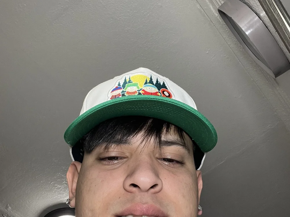 Yani28's Offline Chat Room