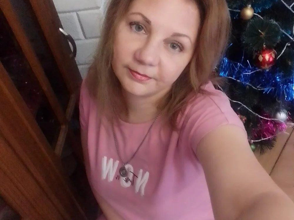 LeIyLaLoveXx offline XXX-chat