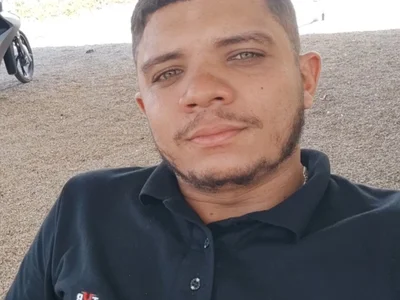 AraujoA- Male Men Cam Adult
