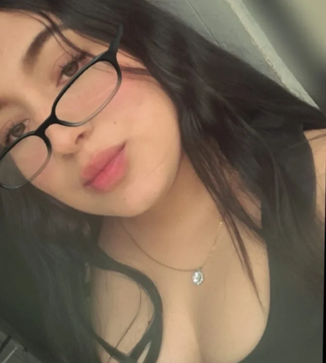 maytesweet's Offline Chat Room