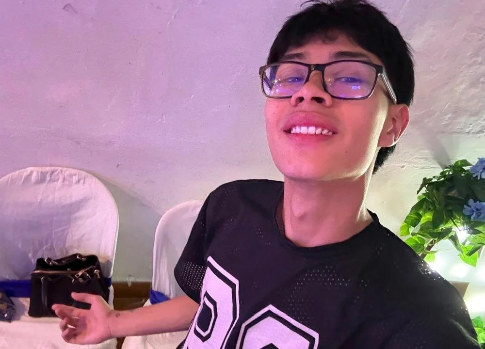 Offline XXX chat modela Andrew16__Re
