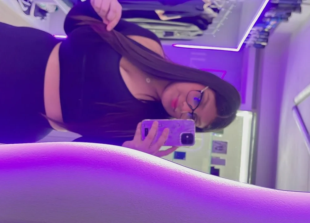 Chat +18 off-line de RossiLoveXxX