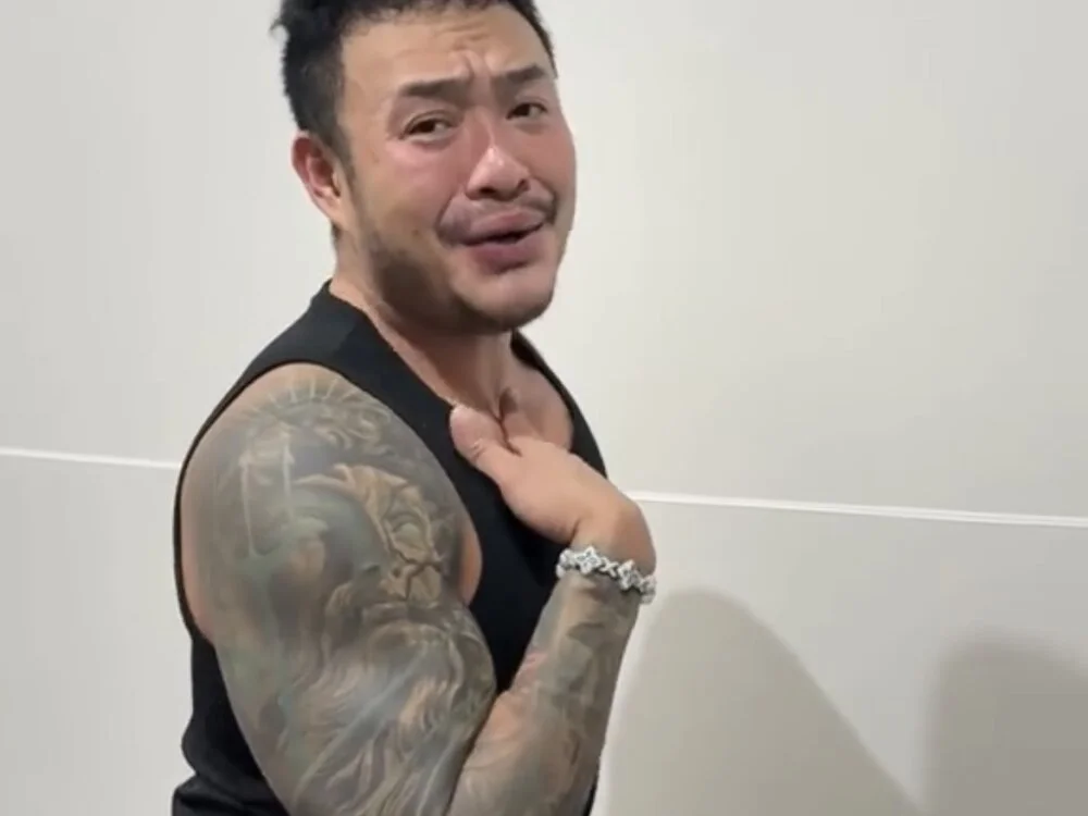 SexGay_jonh Offline XXX-Chat