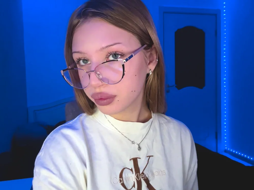 Stefifany Offline XXX-chat