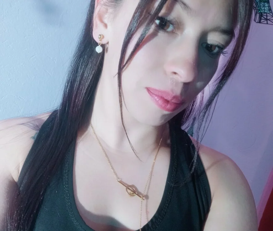 Elizabeth_winterr's Offline XXX Chat