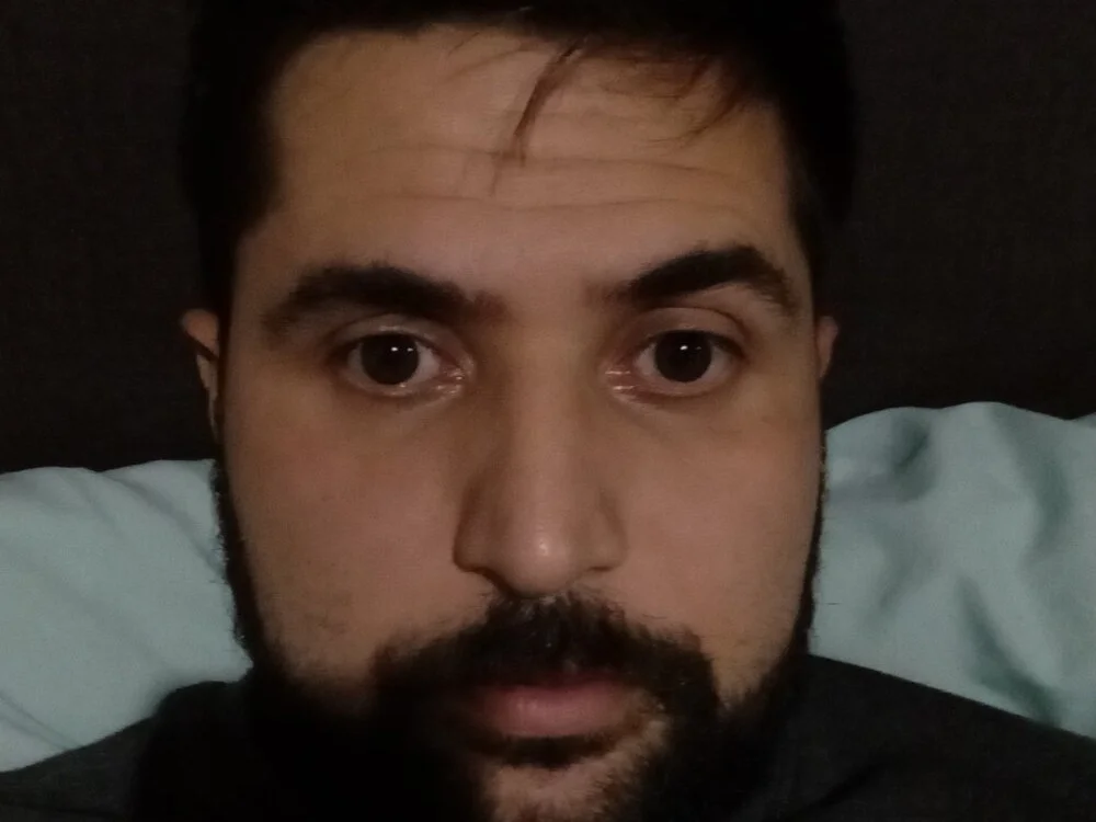 Miche199614: συνομιλία ΧΧΧ εκτός σύνδεσης