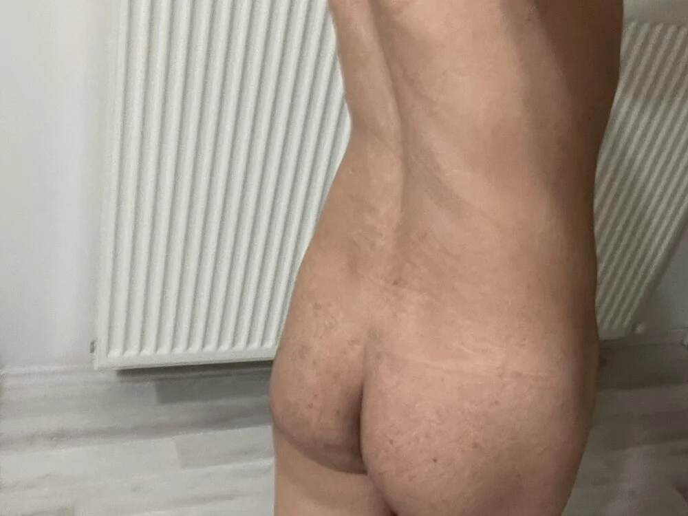 pipili8 Offline XXX Chat