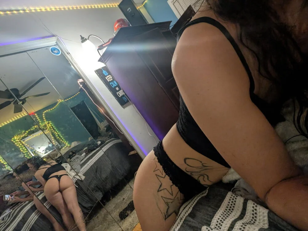 misbehave34's Offline XXX Chat