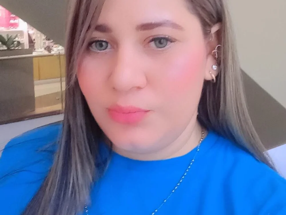Ashley_Diamont offline chatrum