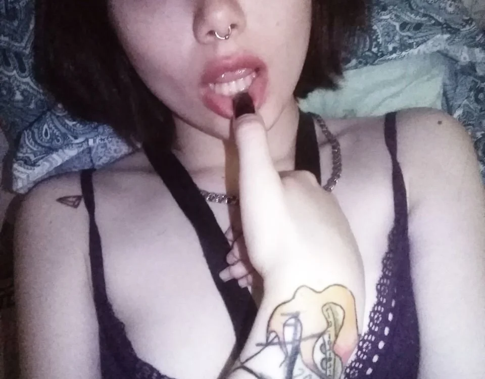 Lola_Cheese offline chatrum