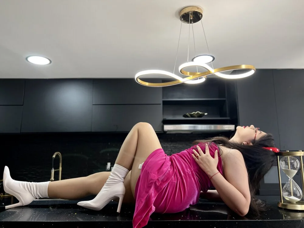 AnnaRedgrave Chat XXX Ngoại tuyến