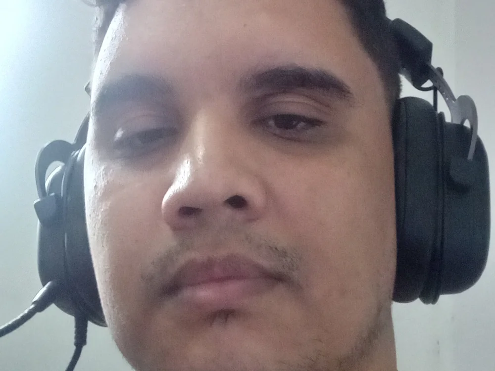 avanofc's Offline Chat Room