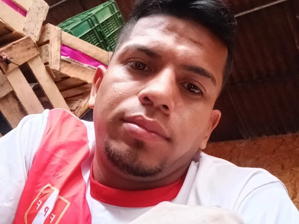 luisperrogato123 offline chatrum
