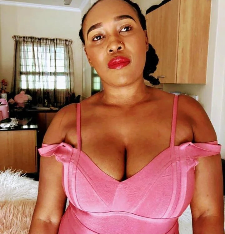 Chat XXX offline de Cardiebae89