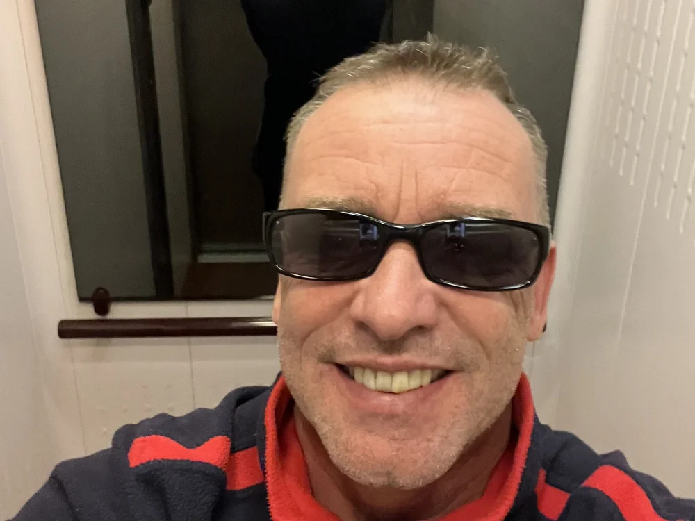 Offline chatovací místnost live_cam_hot2