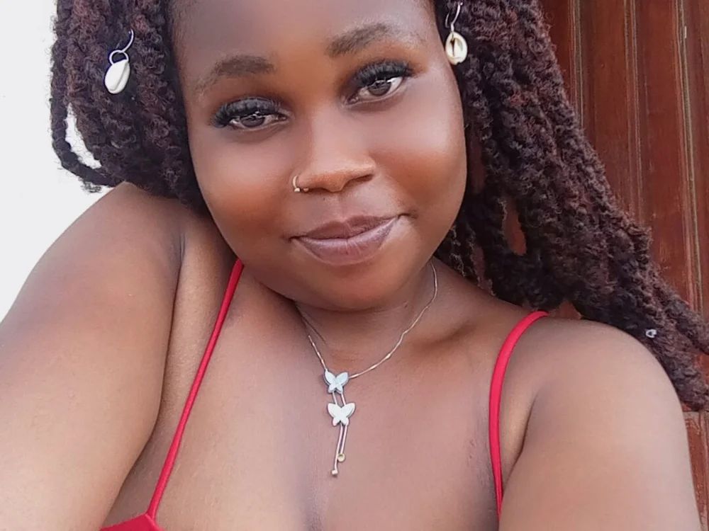 yummyy_chocolate cover photo