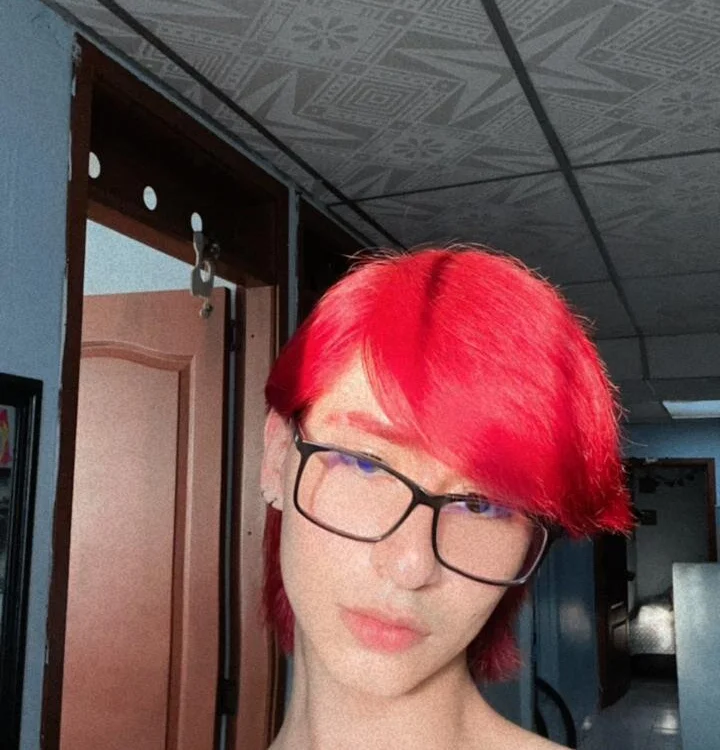 ariel_villa's Offline XXX Chat