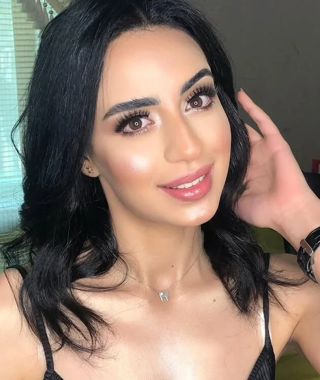 alminiaa's Offline Chat Room