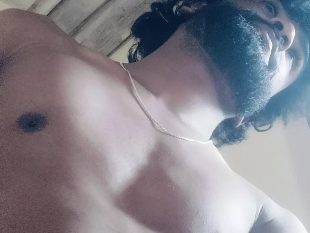 WettedGlimpse Chat XXX offline