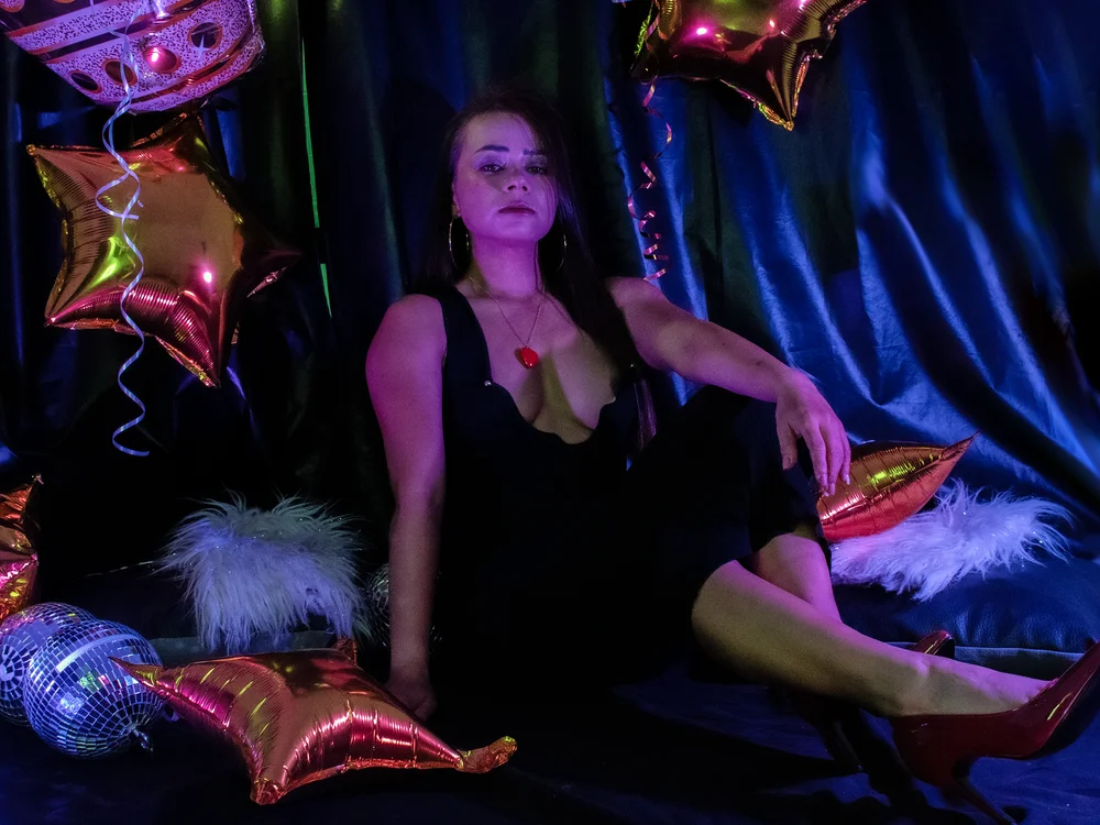 MistressSlut1のオフラインXXXチャット