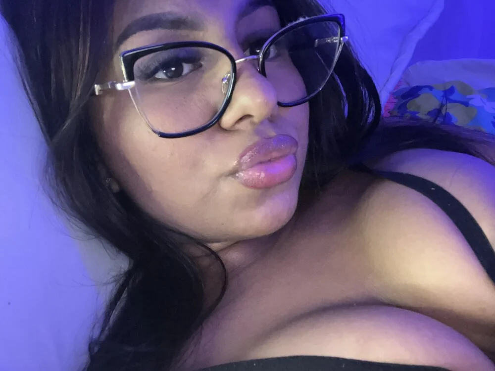 Chatroom XXX hors ligne de Emmily_Vargas