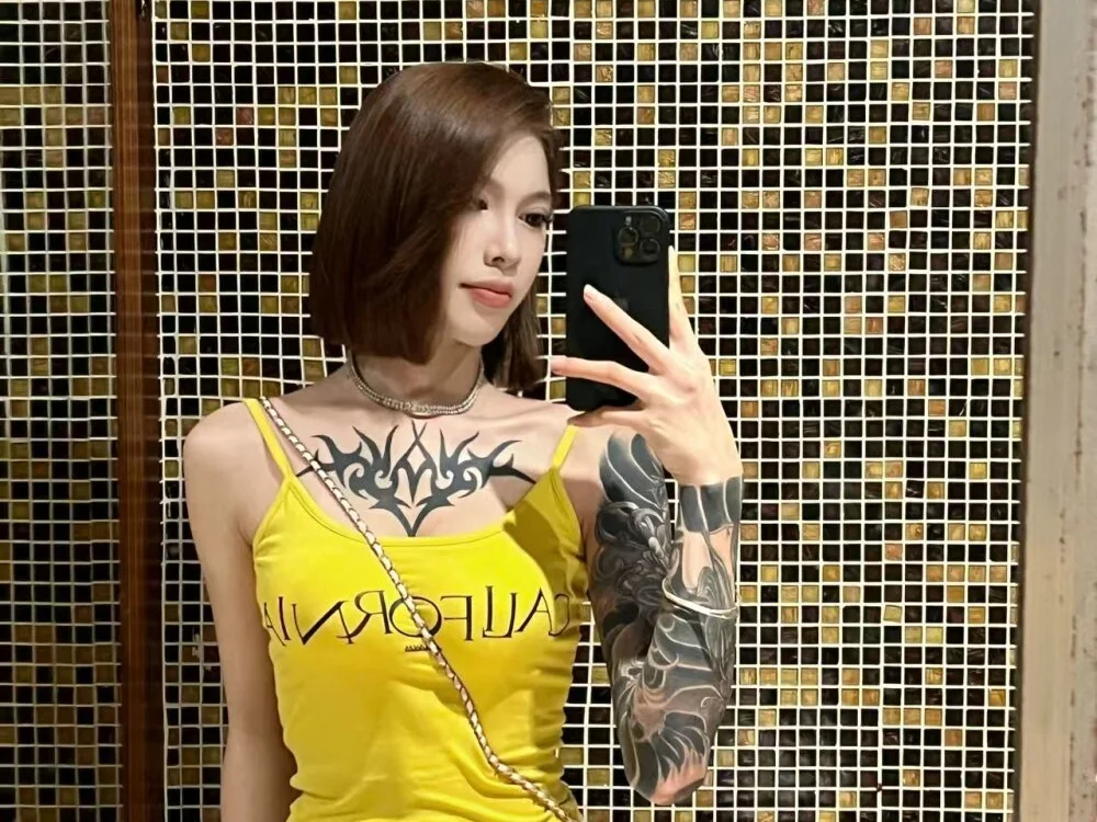 Susu-88899 离线XXX聊天