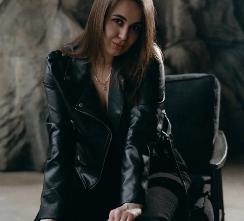 Jadinne's Offline Chat Room