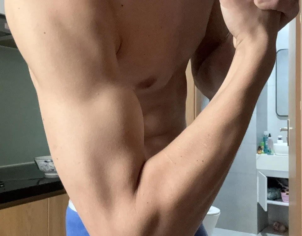 Adrian_Coles offline XXX-chat
