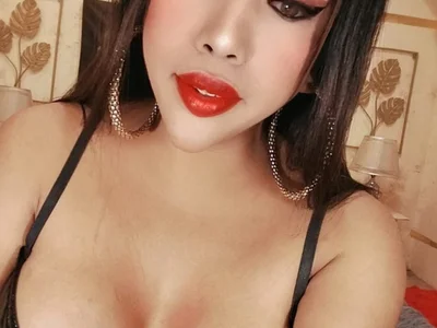 asian_hot_stuff
