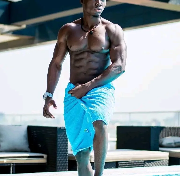 Bigbonegh's Offline Chat Room
