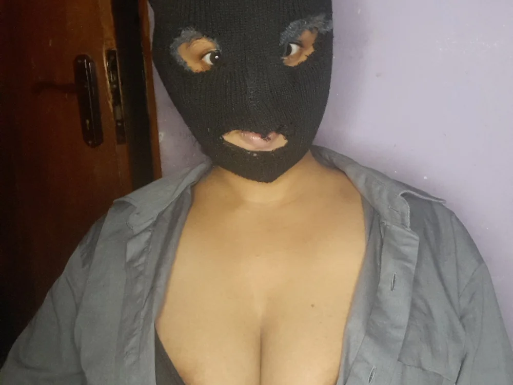 HoneyBee1920's Offline XXX Chat