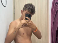 Chat XXX en directo de johnny_blake_