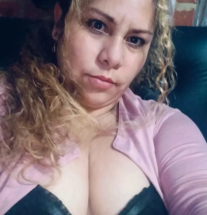 ViviJones offline XXX-chat