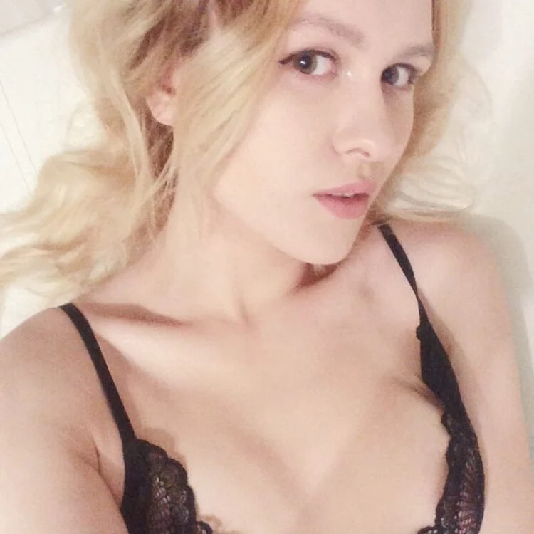 elleviciouss offline chatrum