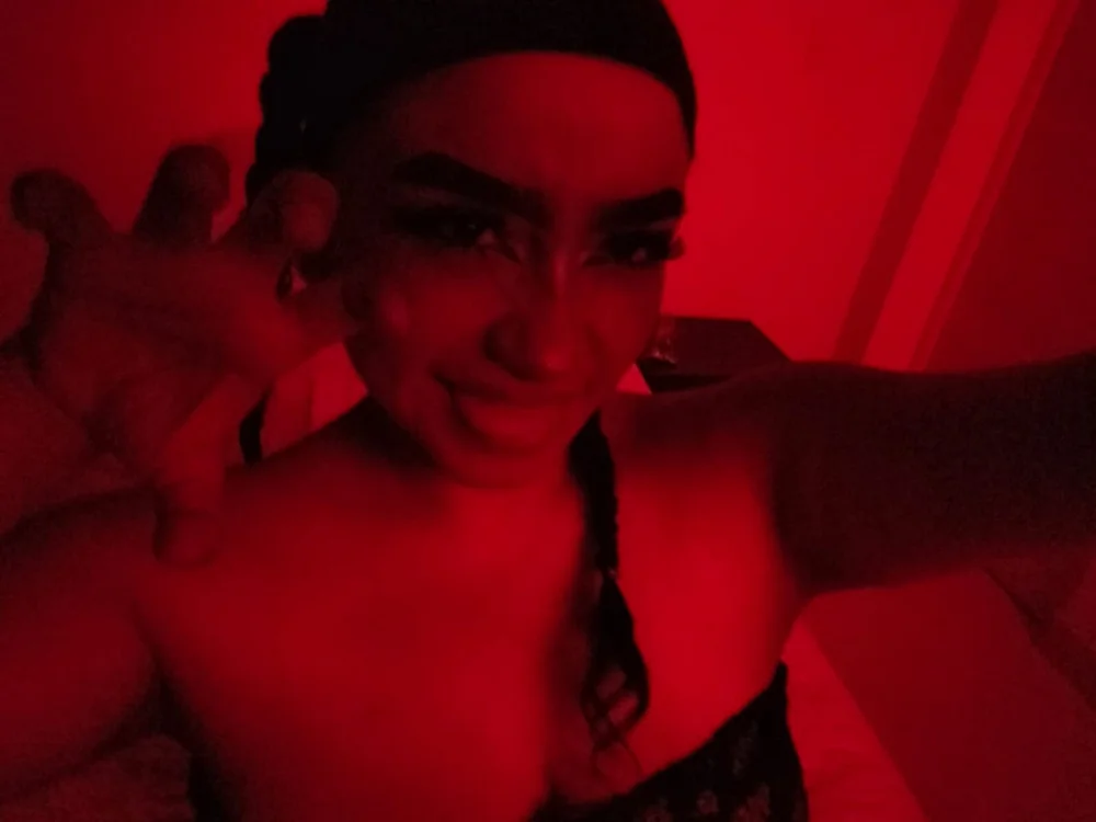 Violet_golden's Offline Chat Room