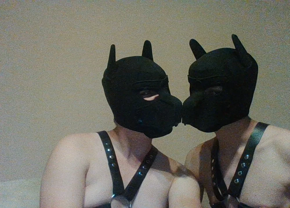 Offline chatovací místnost SecretsBoys
