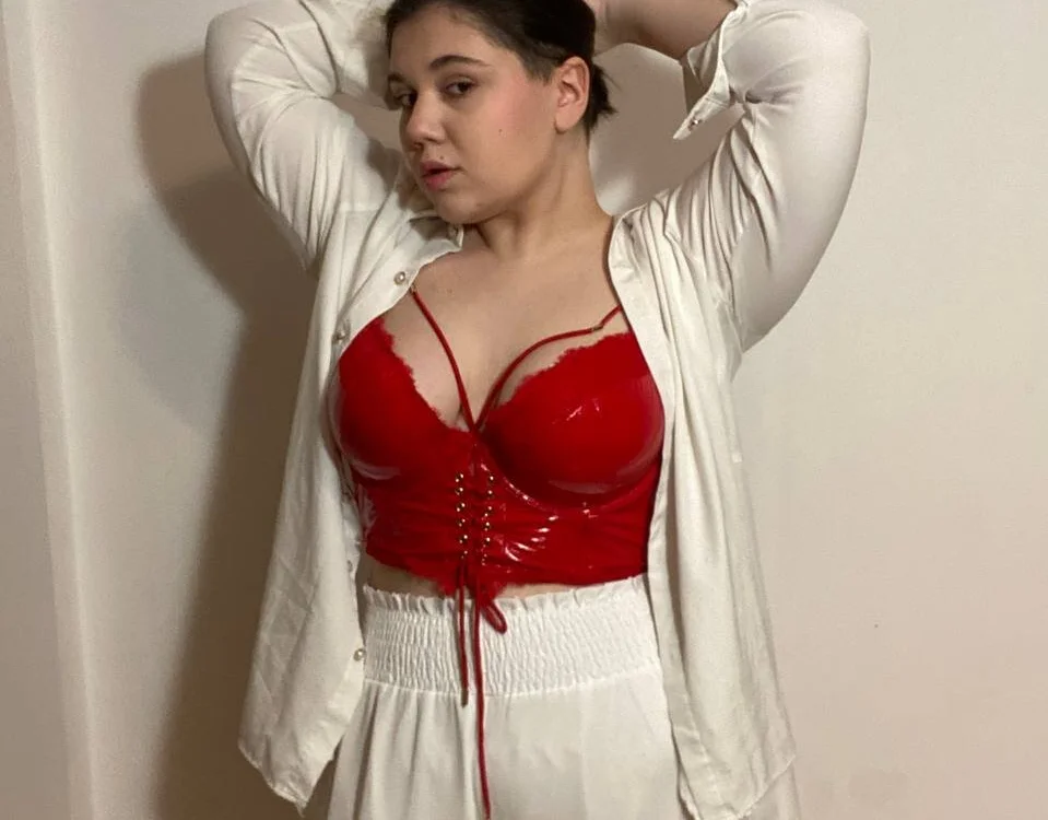 LunaBlakesのオフラインXXXチャット