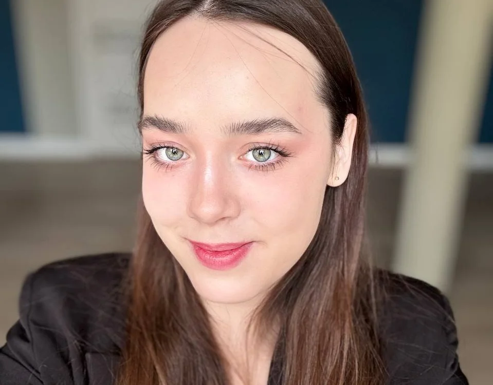 DorisHaymore's Offline Chat Room