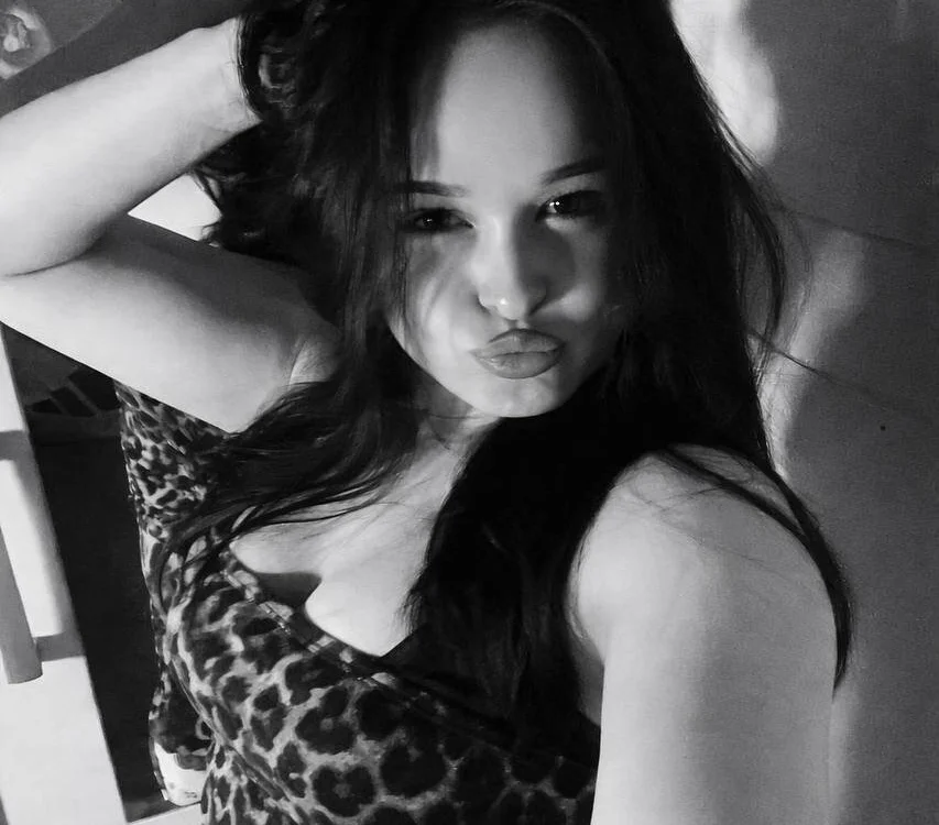 Офлайн-чат XXX moonei