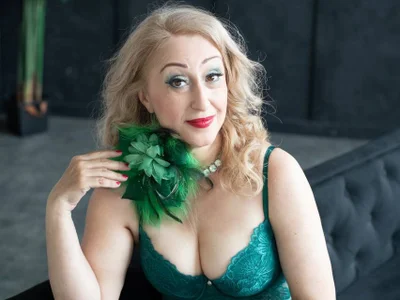 _Sara__Smith_ profile