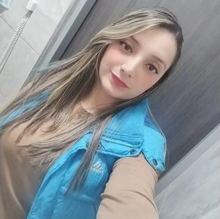 Cladia_Garcia offline chatrum