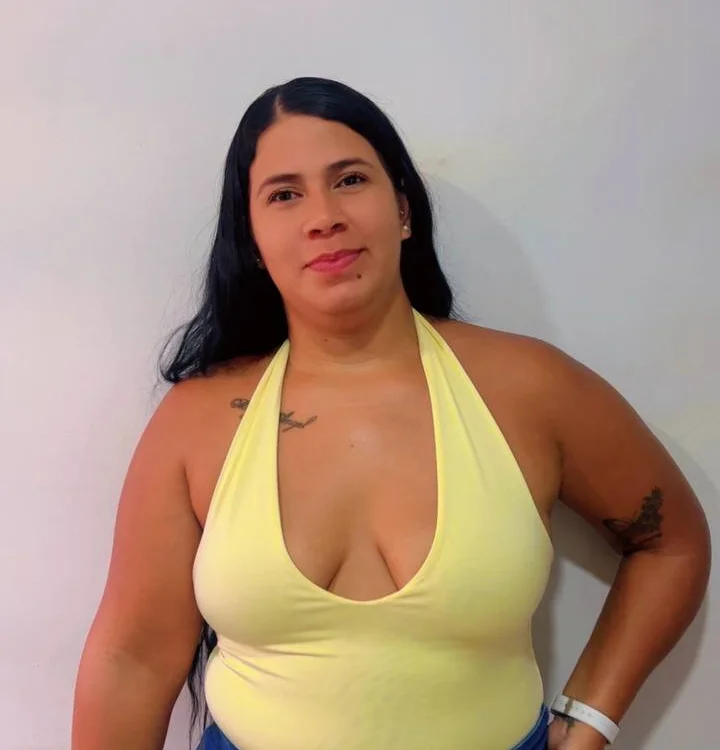 DannaAndJhoshua's most recent online preview